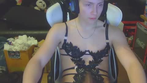 jamescoc111 online show from February 16, 10:54 pm