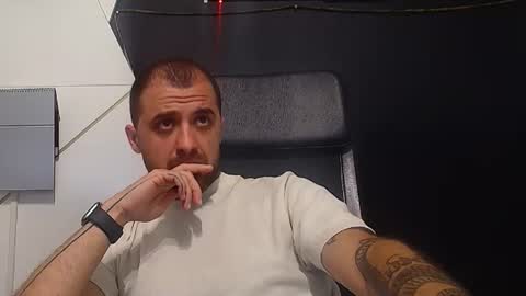 JamesMyers online show from June 22, 4:20 am
