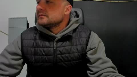 JamesMyers online show from April 27, 4:10 am