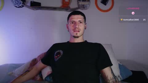 jamesss____ online show from November 15, 3:41 am