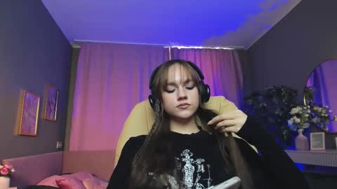 jamie_chung online show from February 21, 6:27 am