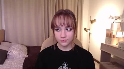 jamie_chung online show from November 25, 5:06 am