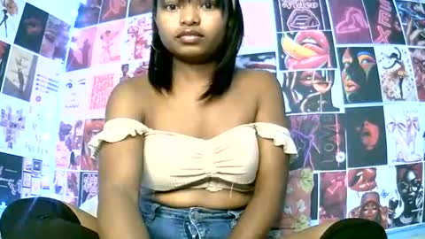 jamillah8 online show from July 5, 7:32 pm