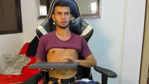 Jandy Monca online show from April 2, 12:40 am