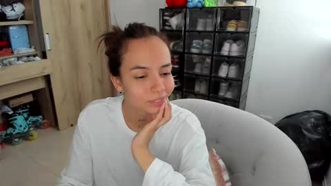 jane_ady online show from March 4, 1:28 pm