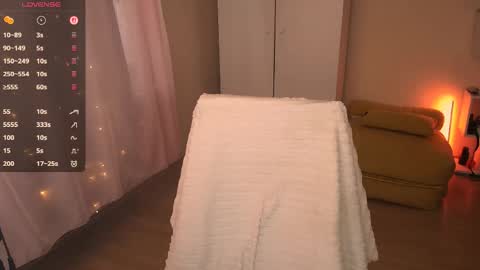 jane_kinn online show from May 7, 7:37 am