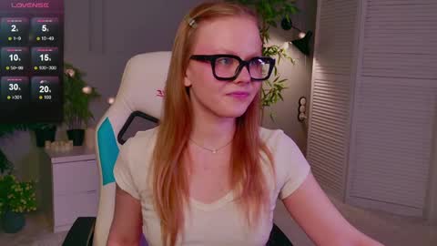 jane_westt online show from April 24, 2:30 pm