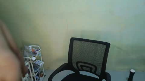 Jan 1 online show from November 20, 12:04 pm