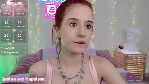 JaneRayan online show from November 14, 6:10 pm