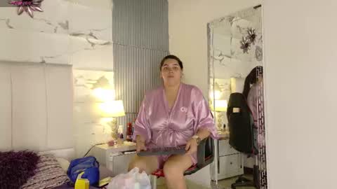 janick_baker online show from June 29, 5:01 pm