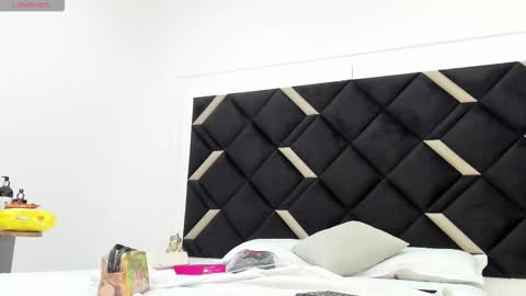 janna_foxx online show from December 2, 3:49 am