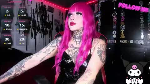 Snapshot of janna_ink chatting on September 24, 12:06 am online show from September 24, 12:06 am