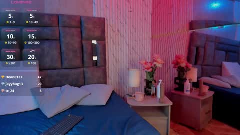 Janna Casey online show from November 24, 1:21 pm