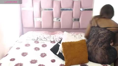 camila online show from December 15, 11:56 pm