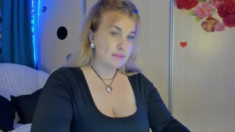 JansyLines online show from October 9, 7:19 pm