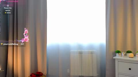 Viola online show from March 4, 7:27 am