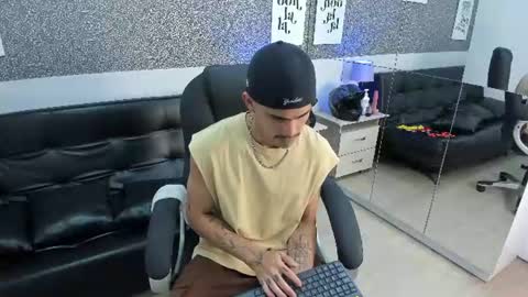 Jared online show from June 21, 11:27 am