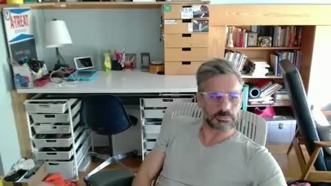 jareth_returns online show from September 9, 6:52 pm