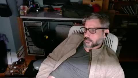 jareth_returns online show from November 10, 3:20 am