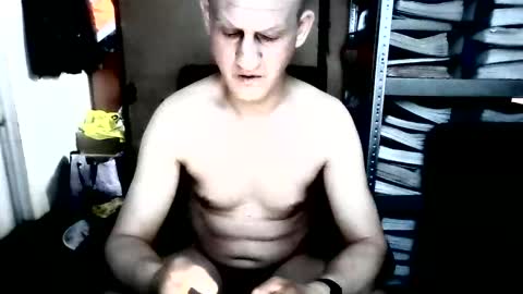jaro880708 online show from May 17, 3:32 pm