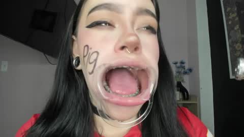 Maria online show from May 13, 3:27 am