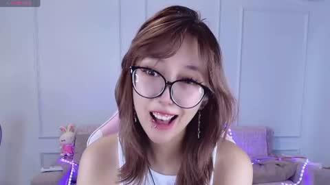 Jasmine online show from June 22, 1:40 pm