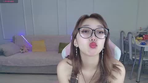 Jasmine online show from June 23, 2:23 pm