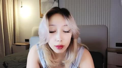Jasmine online show from April 27, 7:22 pm