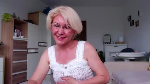 Jasmin room for people 40 online show from May 22, 1:18 pm