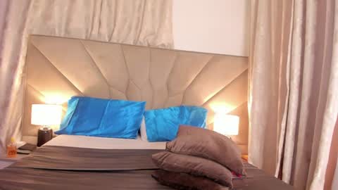 jasmin_melons online show from July 25, 4:10 am