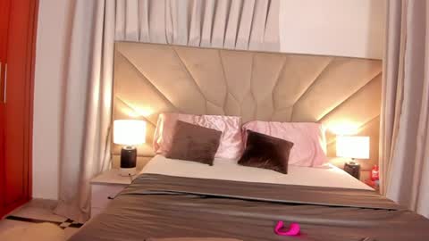 jasmin_melons online show from June 25, 4:09 am