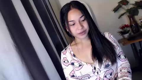 JASMINE online show from April 24, 1:13 pm
