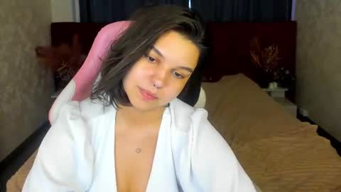 Jasmine Burke online show from July 7, 7:23 am