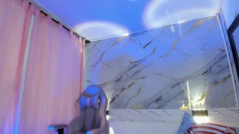 Jas online show from January 31, 9:26 pm