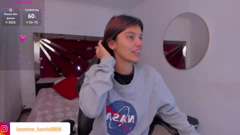 Snapshot of jasmineharris chatting on February 19, 11:28 am jasmineharris online show from February 19, 11:28 am