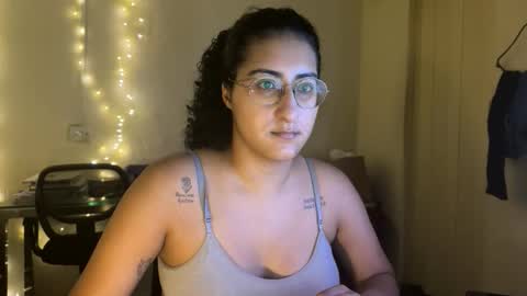 Jasmine online show from May 3, 9:21 pm