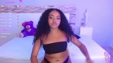 Snapshot of jasminerose7 chatting on February 27, 10:11 am Jasmine Rose online show from February 27, 10:11 am