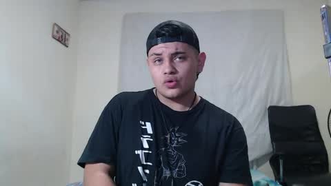 jason_boy_ online show from May 1, 5:12 am