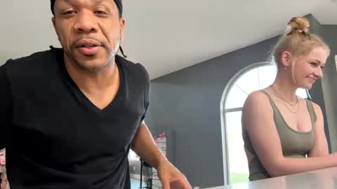 Jason Sweets online show from March 22, 1:20 am