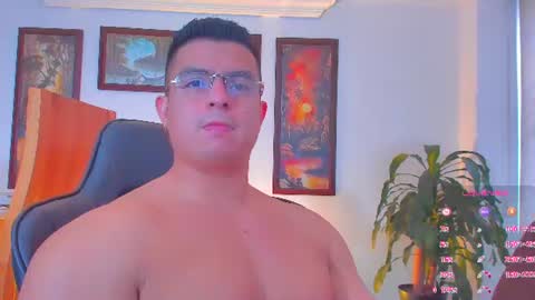 JBrooksXx online show from July 19, 1:14 pm