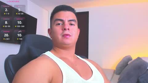 JBrooksXx online show from October 10, 3:23 am