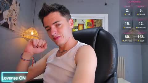 jasperjohnson online show from December 14, 3:24 am