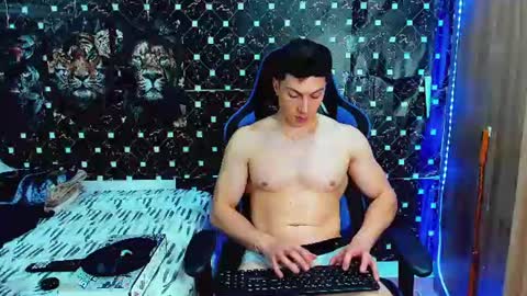 Javier online show from June 9, 5:18 am
