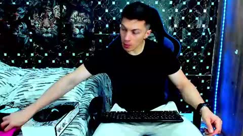 Javier online show from July 19, 10:12 pm