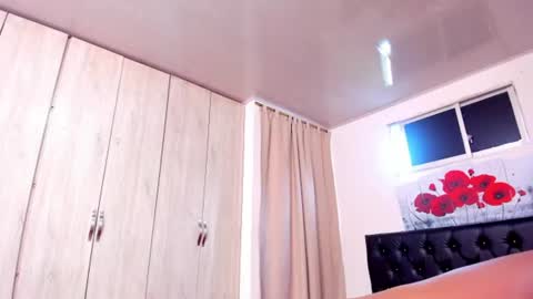 jax_f00x online show from July 15, 9:52 pm