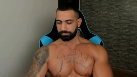 JaxonHunk online show from May 4, 8:37 pm