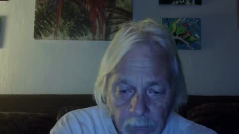 Snapshot of jay_jay1475 chatting on October 7, 7:32 pm jay-jay1475 online show from October 7, 7:32 pm