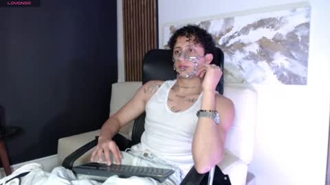 jay_taylor1_ online show from February 27, 2:59 am