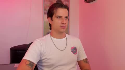 Jay Alvarrez online show from February 28, 8:35 pm