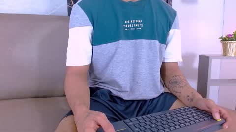 Jayden Morris online show from December 19, 12:00 pm